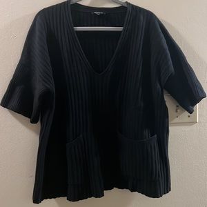 Lafayette 148, 100% wool boxy ribbed short sleeve V-neck sweater